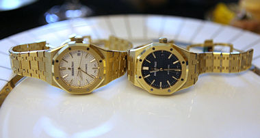 Replica Royal Oak Offshore Gold Watches